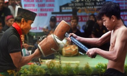 Dampak Globalisasi Terhadap Budaya Lokal Di Indonesia