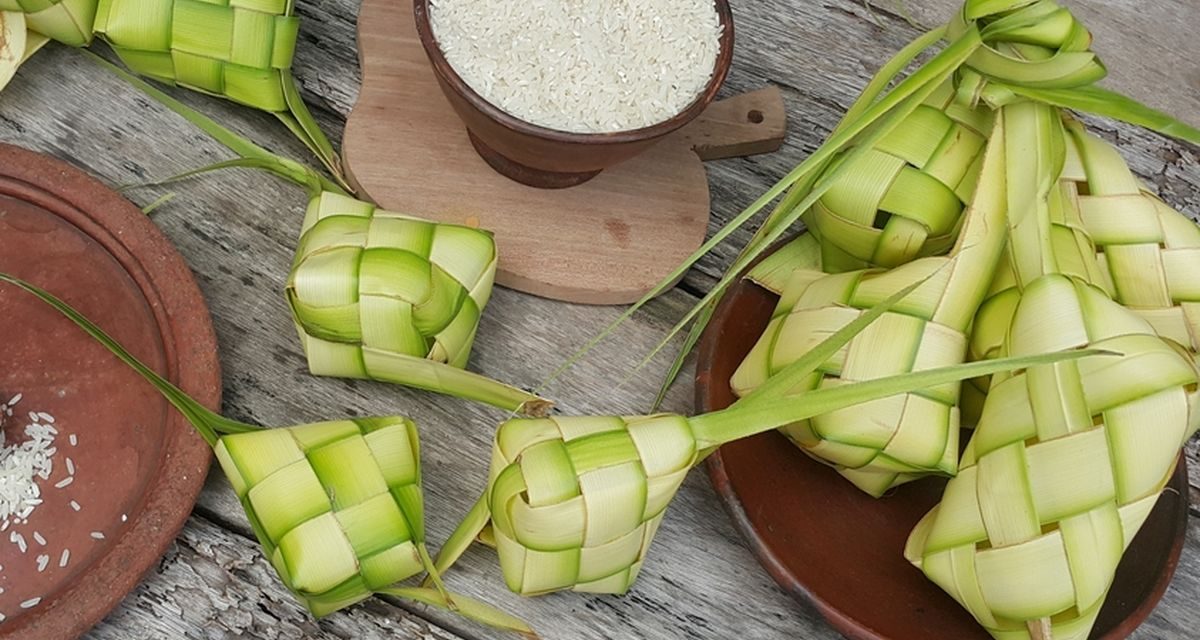 Sejarah Ketupat: Dari Tradisi Hingga Hidangan Wajib Lebaran