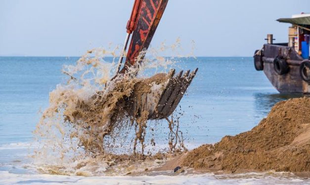 Eksploitasi Pasir Dan Dampaknya Terhadap Lingkungan