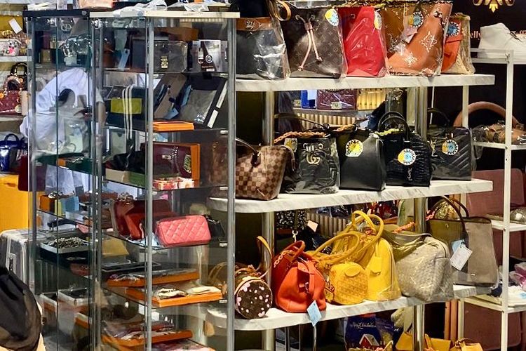 Investasi Barang Branded Menguntungkan Atau Gaya Hidup