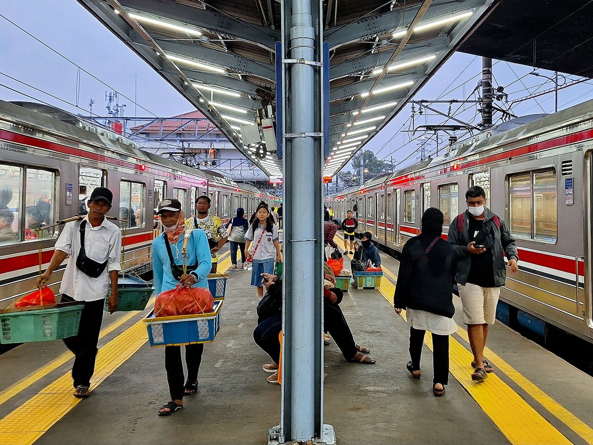 Menjelajahi Destinasi Wisata Dengan Kereta Api: Nyaman, Hemat