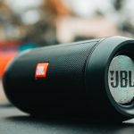 Speaker JBL Terbaik Untuk Musik, Gaming, Dan Aktivitas Outdoor
