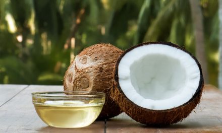 Minyak Kelapa: Pemanfaatan Bahan Lokal Berbagai Kebutuhan