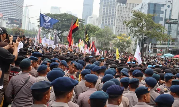 Menjaga Kebebasan Menyampaikan Pendapat Dihadang Aparat